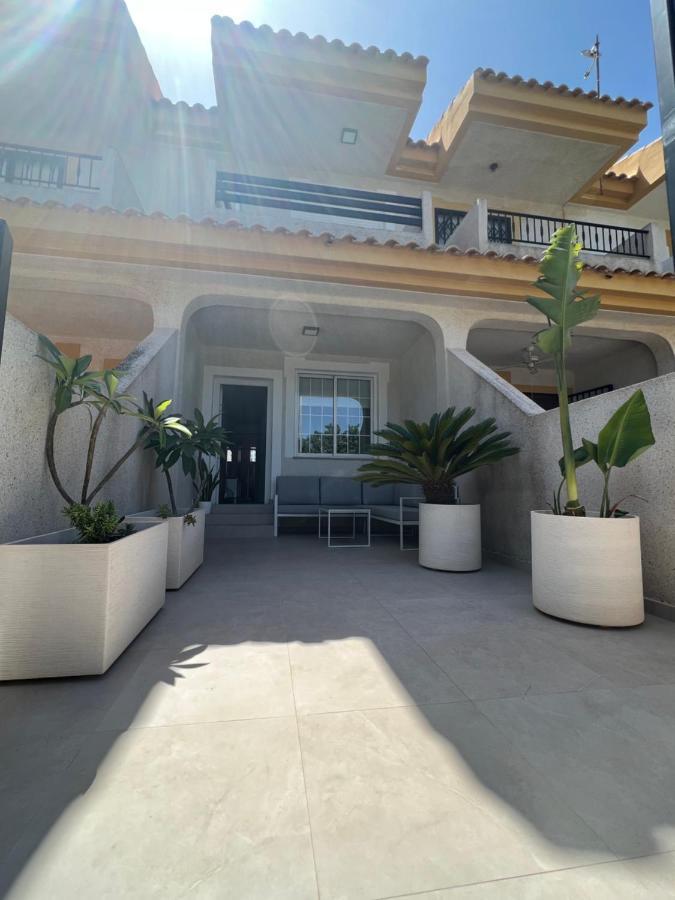 Bonito Adosado Con Piscina A 200 M De La Playa El Mojon (Alicante) Exterior foto